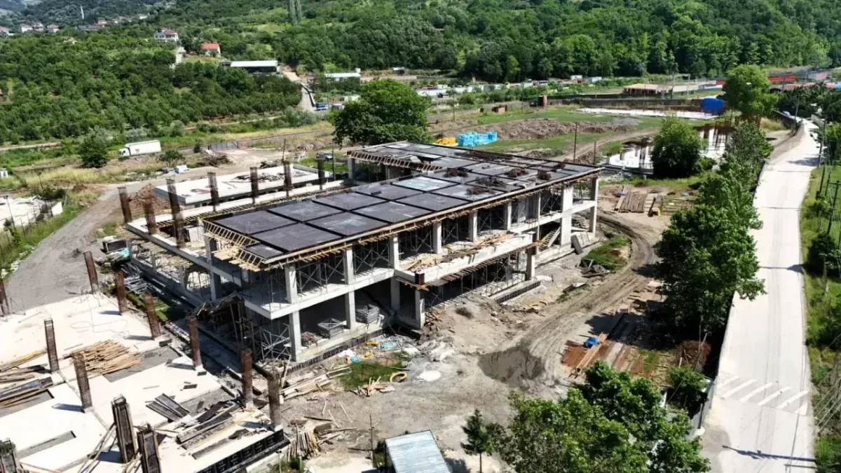 Gölcük’e dev spor kompleksi geliyor