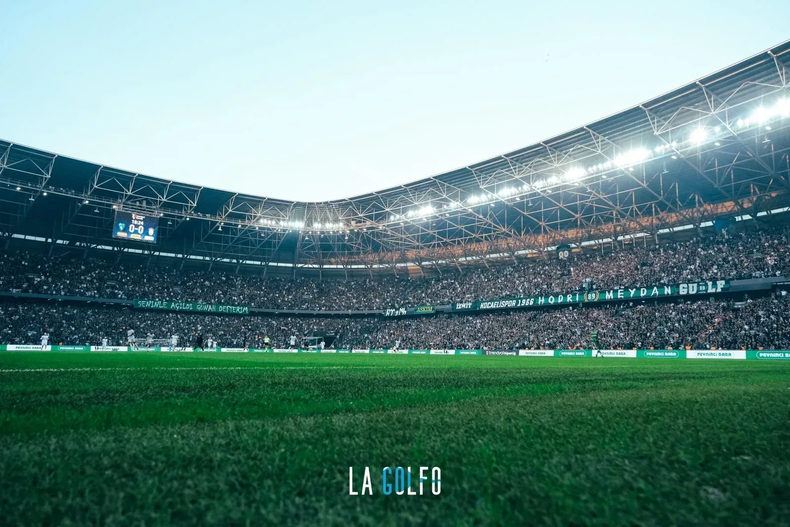 Süper Lig’de en dolu tribünler açıklandı: Kocaelispor ilk 5’te