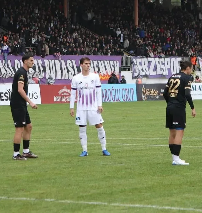 Gebzespor liderliğini sürdürdü