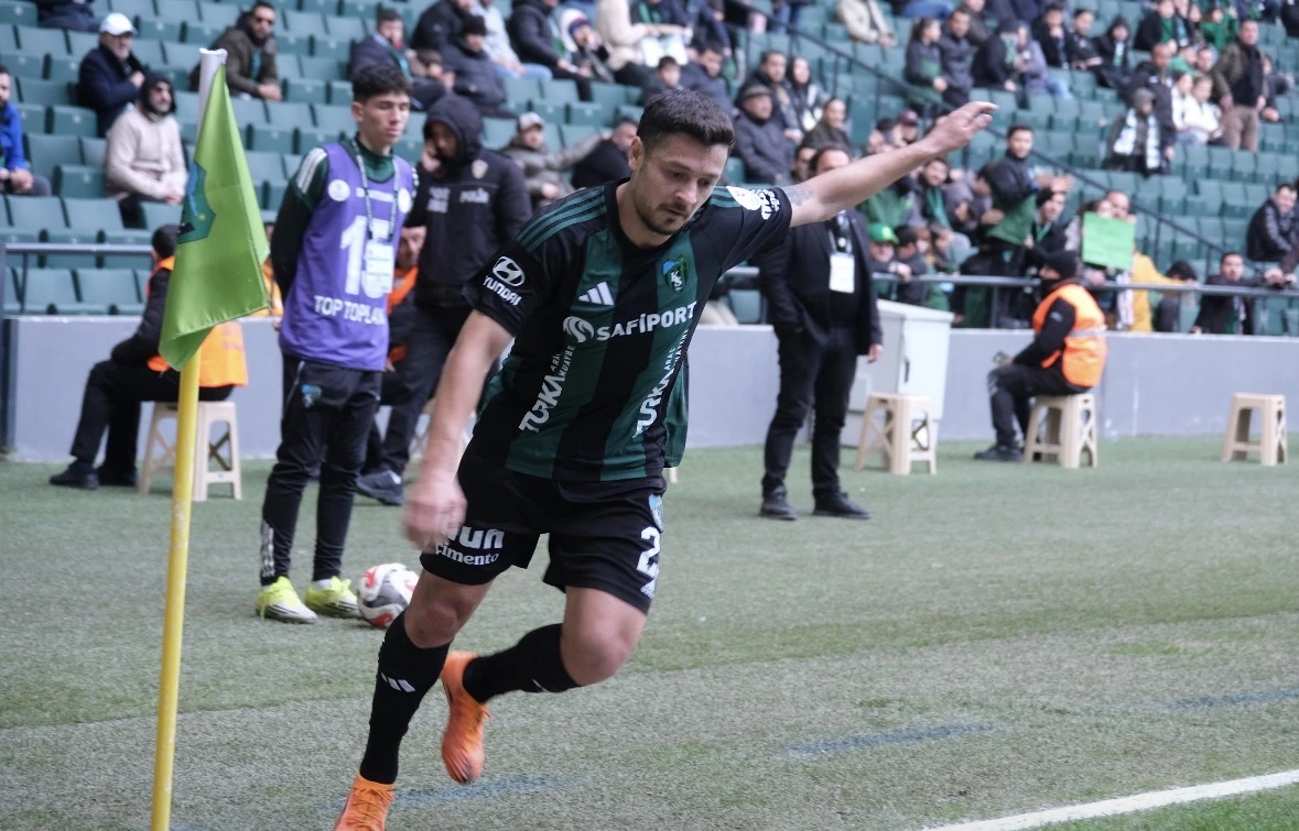 Ahmet Oğuz: Ligde aleyhine en çok hata yapılan takım biziz