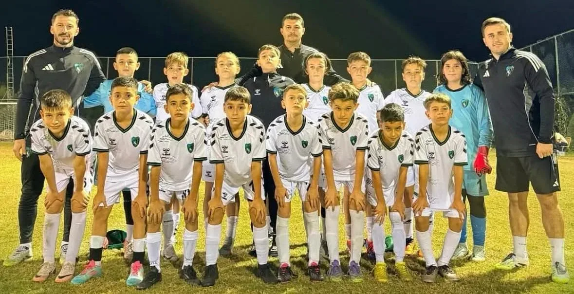 Kocaelispor altyapısından Antalya’da çifte şampiyon