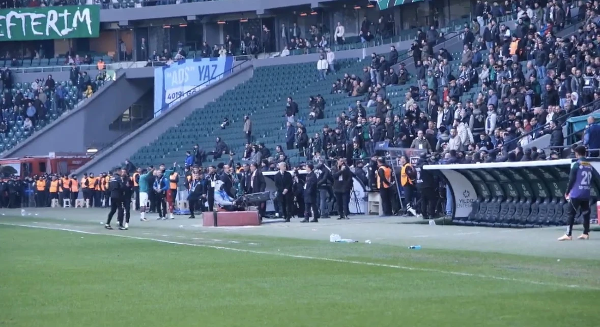 VİDEO HABER| 90+2’deki penaltı kararı sonrası Selçuk İnan’dan sert tepki