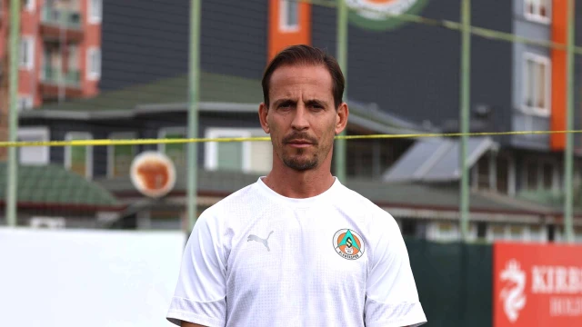Alanyaspor Teknik Direktörü Pereira: “Elimde olsa 10 değişiklik yapardım”