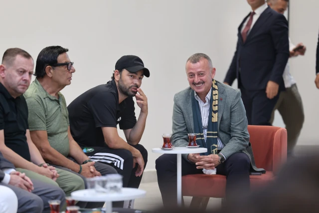 Büyükakın’dan takıma net mesaj: Yanınızdayım
