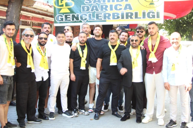 Darıca’da yönetim ve taraftar kahvaltıda buluştu