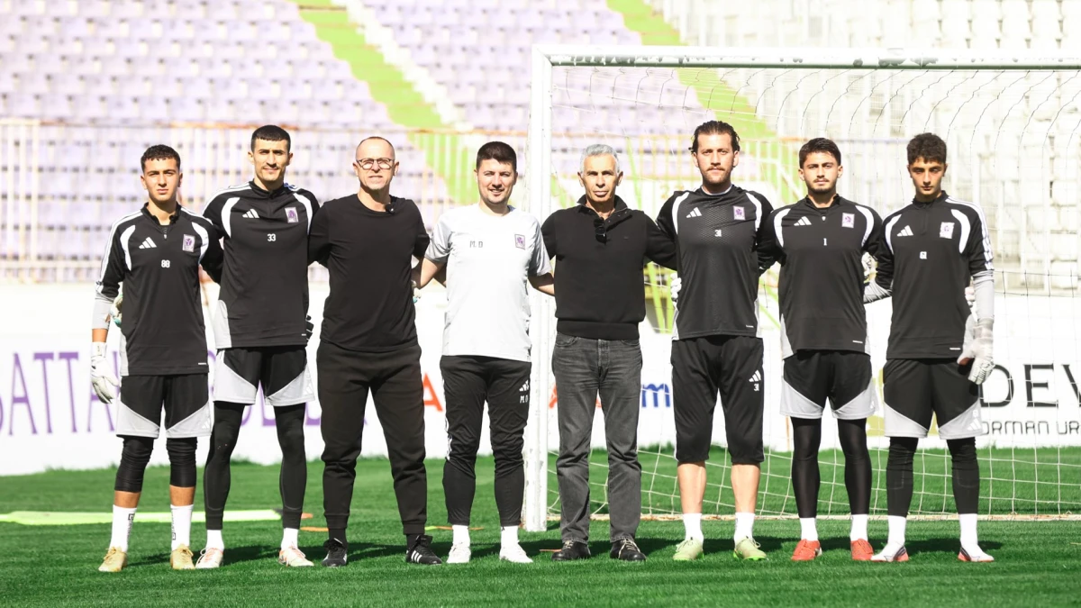 Gebzespor’da UEFA Kaleci A Lisansı kapsamında mikro grup çalışması