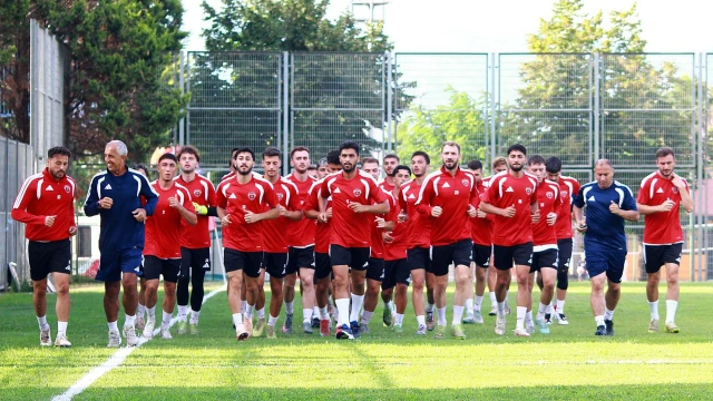 Gölcükspor Kavaklı’da yeniden sahaya indi
