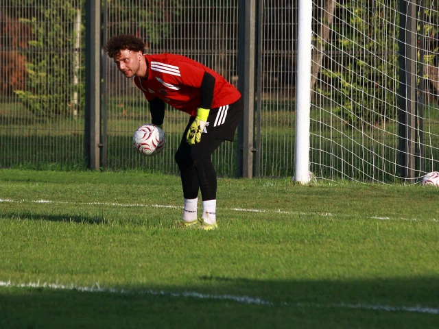 Gölcükspor Kavaklı’da yeniden sahaya indi