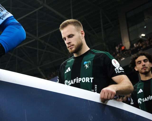 Hrvoje Smolcic’ten Kocaelispor’a veda!