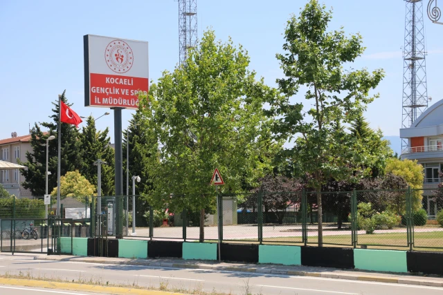 Kocaeli GSİM, yeşil-siyaha büründü