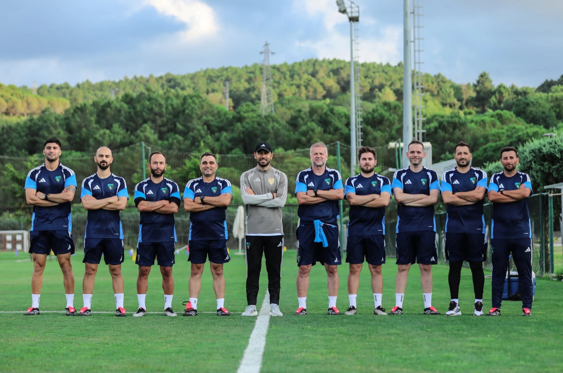 Kocaelispor’da Selçuk İnan’ın ekibi belli oldu