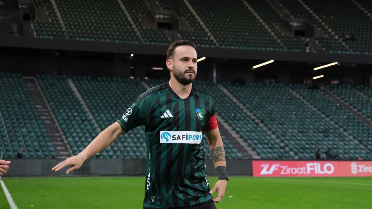 Muharrem Cinan Kocaelispor’da kaptanlık pazubandını taktı